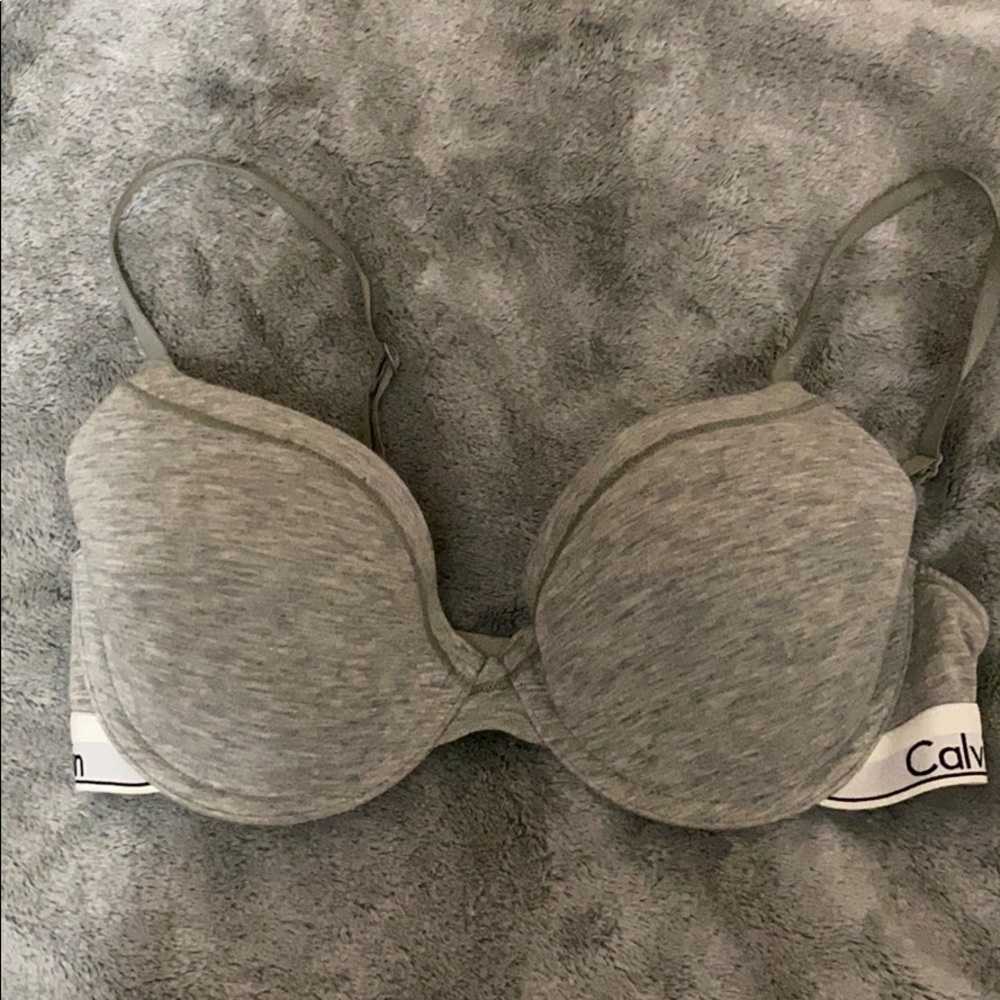 Calvin Klein T-Shirt Bra